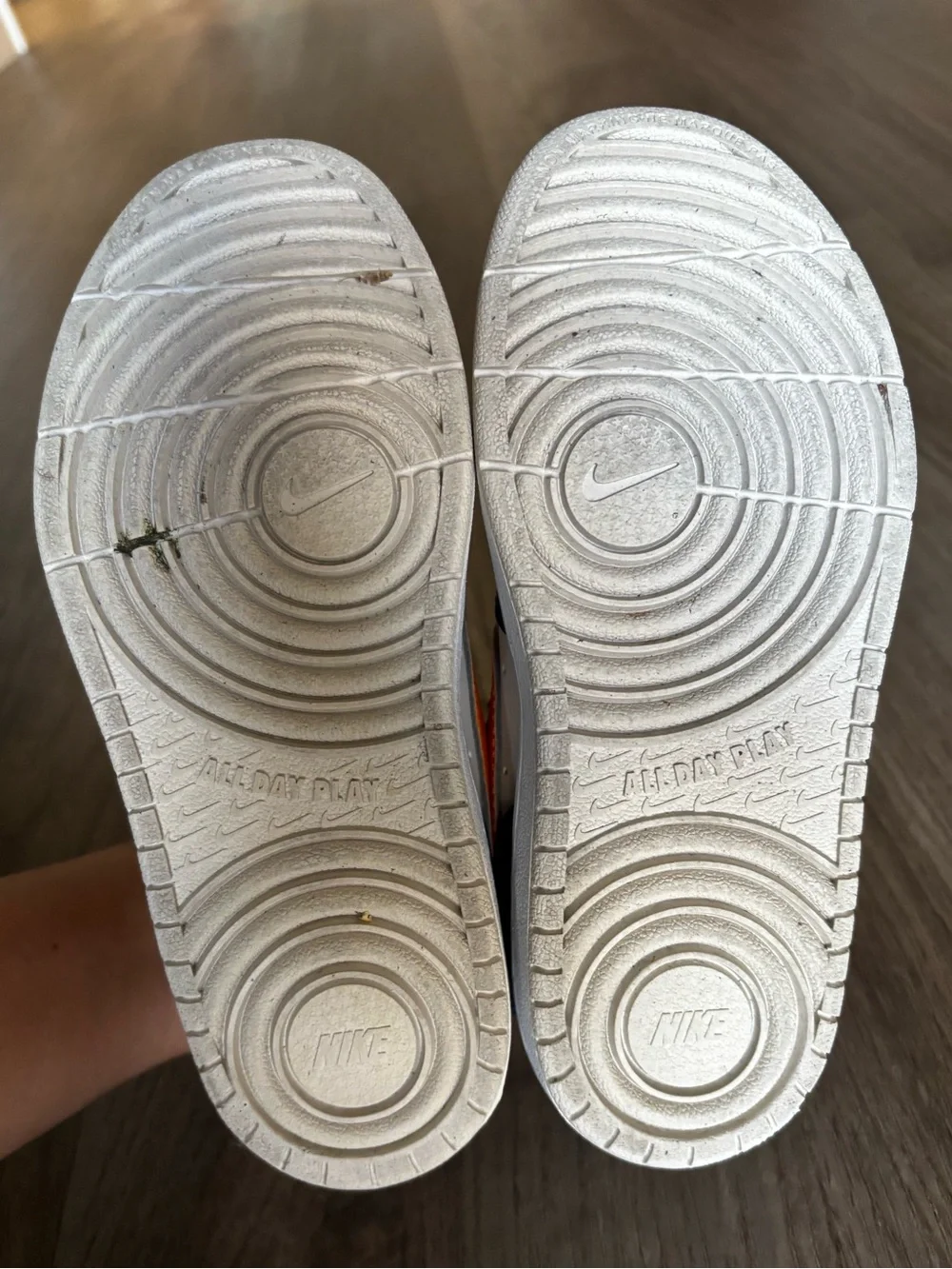 Nike Kids' Navy, White & Orange Low-Top Sneakers Size 11.5